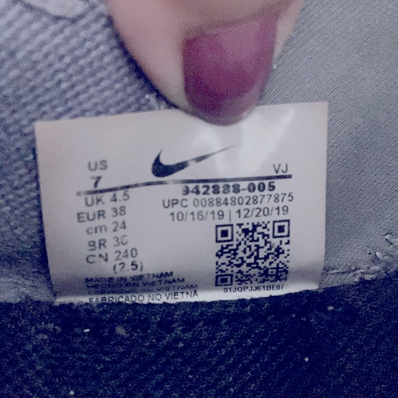 NIKE FREE TR-8 WOMENS - EUC - Picture 10 of 12